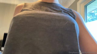 702413837_some-treats-from-today-for-you-all_1.mp4