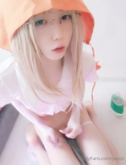 [2024-12-20] Orange Santa wannabe 🧑‍🎄_06.mp4