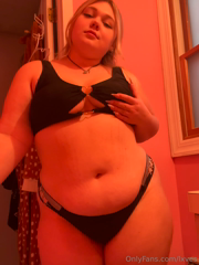 912397651_would-you-fuck-me-in-a-hot-tub_24.mp4