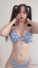 600868023_new-bikini-jiggles_0.m4v