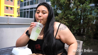 35981558_addicted-to-food-pov-health-chat-fat-chat-public-eating_0.m4v