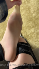 564467060_wore-my-pantyhose-all-around-sf-yesterday-had-to-show-them_0.m4v