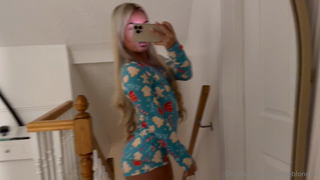 1455114601_cum-watch-me-strip-from-this-baby_0.mp4