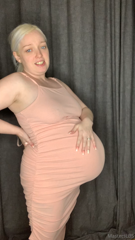 810434891_30-weeks-pregnancy-measurements-watch-as-i-measure-my_0.m4v