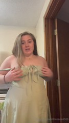 1567637394_wearing-my-new-milkmaid-dress_0.mp4