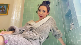 Mama Fiona - Bathtime with Auntie.mp4