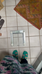 621349620_you-guuuys-i-just-weight-myself-since-march-i-was-hoverin_0.mp4