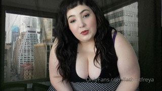1350261141_the-bosss-fattening-ordersthe-heavier-you-get-the-higher-y_1.mp4
