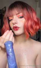 1512511829_prepping-my-toy-with-all-my-spit-the-perfect-lube_0.mp4
