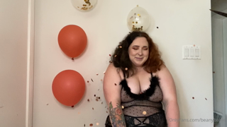 37628567_10-spanks-every-time-i-react-to-a-popped-balloon-0-00-1-1_0.m4v
