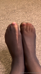 873226278_think-i-need-new-nylons_0.mp4