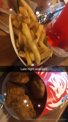 878869133_guess-who-was-a-lazy-gluttonous-piggy-princess-today-these_0.mp4
