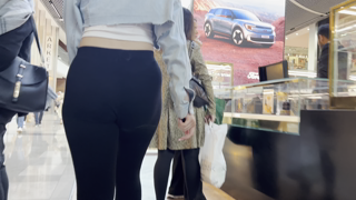IMG_3421 Booty Shorts Besties (ep2 in leggings).mov