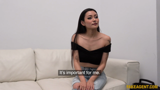 [FakeAgent] - 2019.09.19 Asian babe fucked on the couch 1080p.mp4