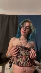 245047990_my-very-hot-pregnant-friend-veronica-wild-has-just-opened_0.m4v