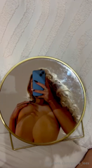 786307213_im-not-a-one-in-a-million-kind-of-girl-im-a-once-in-a-lif_0.mp4
