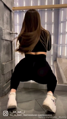 461253940915216384__0.mp4