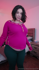 977455073_i-was-supposed-to-donate-anything-that-doesn-t-fit-but-i-ca_0.mp4