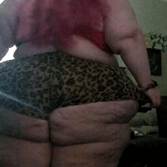 1407387__0.gif
