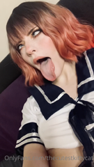 233684885_more-schoolgirl-egirl-with-some-feet_2.m4v