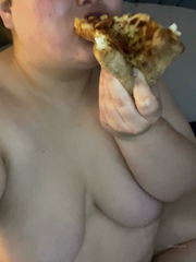 235369001_do-you-like-watching-fat-girls-stuff-themselves_1.mp4