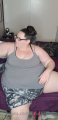 585793225_been-so-lazy-and-sleepy-lately_0.m4v