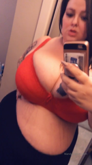 15687486_lady-in-red_0.mp4