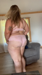 1293016241_every-single-inch-of-me-is-covered-in-fat-now_0.mp4