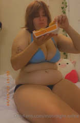 312778160_i-love-spicy-mcdonalds-spicy-nuggies_0.m4v