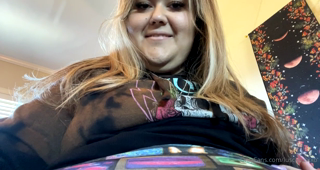 308849603_quick-update-im-still-pretty-busy-with-my-small-business-a_13.m4v