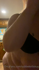 216354098_just-being-fat-eating-and-hanging-out-in-the-kitchen-this_0.m4v