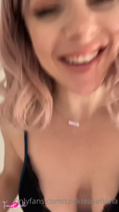 Mom Helps w Wedding Night Woes.mp4