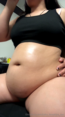 1841410860_oiled-up-baby_0.mp4