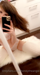 0gngky7yixhtkia404640_source.mp4