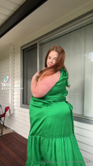 862871685_merry-christmas-i-hope-you-get-to-eat-lots-of-yummy-food_1.mp4