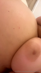 1447415525_all-clean-and-wet-come-make-me-wetter-im-so-happy-to-have_0.mp4