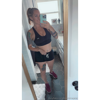itsjemmajane_Guess_I’ll_take_my_ass_for_a_run_🏃🏼‍♀️_3455558098.jpeg