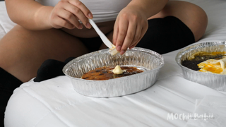 16899768_watch-me-chug-syrup-and-inhale-three-full-breakfast-entrees_0.mp4