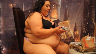 248661498_gorging-on-soo-much-greasy-del-taco-i-didn-t-realise-how-hu_0.m4v