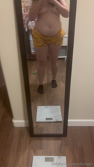 1637772476_ignore-my-heavy-breathing-im-stuffed-to-the-brim-tonight_1.mp4