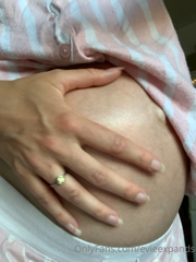 655541316_my-round-ball-bell-and-my-popped-little-belly-button-happy_0.m4v
