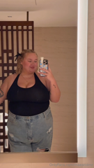 1465925585_swipe-to-see-me-after-eating-a-huge-fatty-steak-i-had-to-un_1.mp4