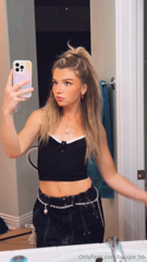 1684226238_mirror-mirror-on-the-wall-who-s-the-cutest-of-them-all-xox_0.mp4