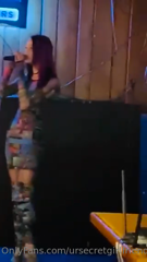 621678548_when-i-sang-live-at-a-bar-a-while-ago_0.m4v