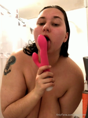 29025265_my-shower-stream-from-tonight-in-case-you-missed-it-we-ha_0.mp4