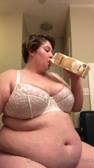 267561774_huge-eggnog-belly-bloat-im-expecting-some-serious-gas_0.m4v