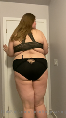 147504199_what-do-you-prefer-booty-or-belly_2.m4v
