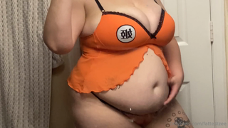 1977613291_no-new-blender-yet-buuuut-hey-new-lingerie-set-just-dropped_5.mp4