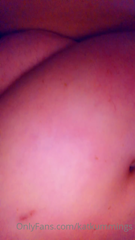 35767373_little-fat-kitty-needs-so-luv-and-rubs_0.m4v