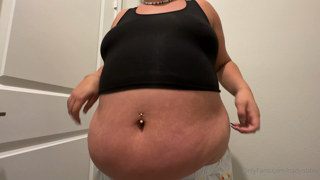 580770588_post-hot-pot-belly-vid-filled-to-the-max-my-favorite-p_0.m4v